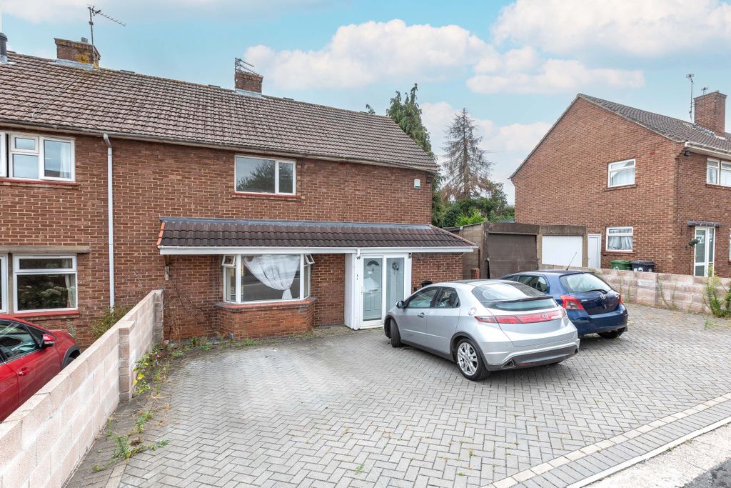 Property photo 1 of 17 1