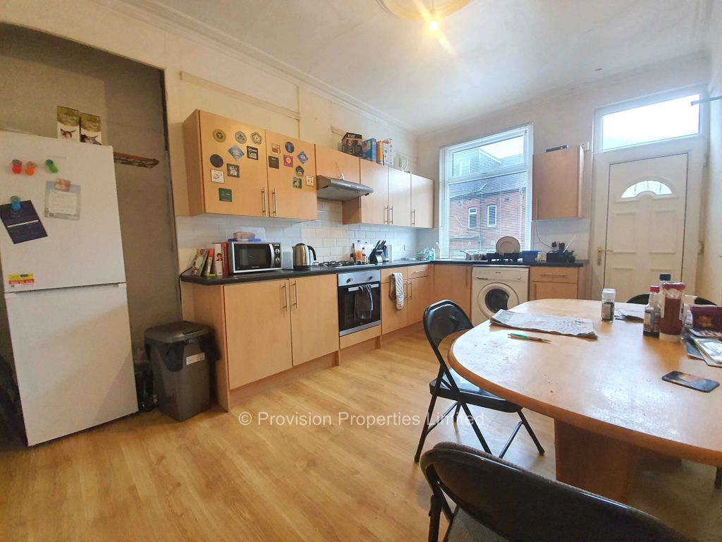 Property photo 2 of 9 Photo