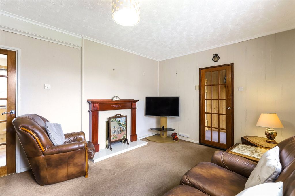 Property photo 3 of 16 Picture No. 03