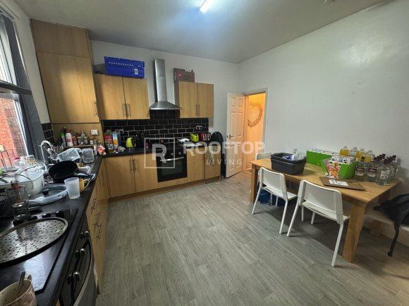 Property photo 2 of 17 8651400.Jpg