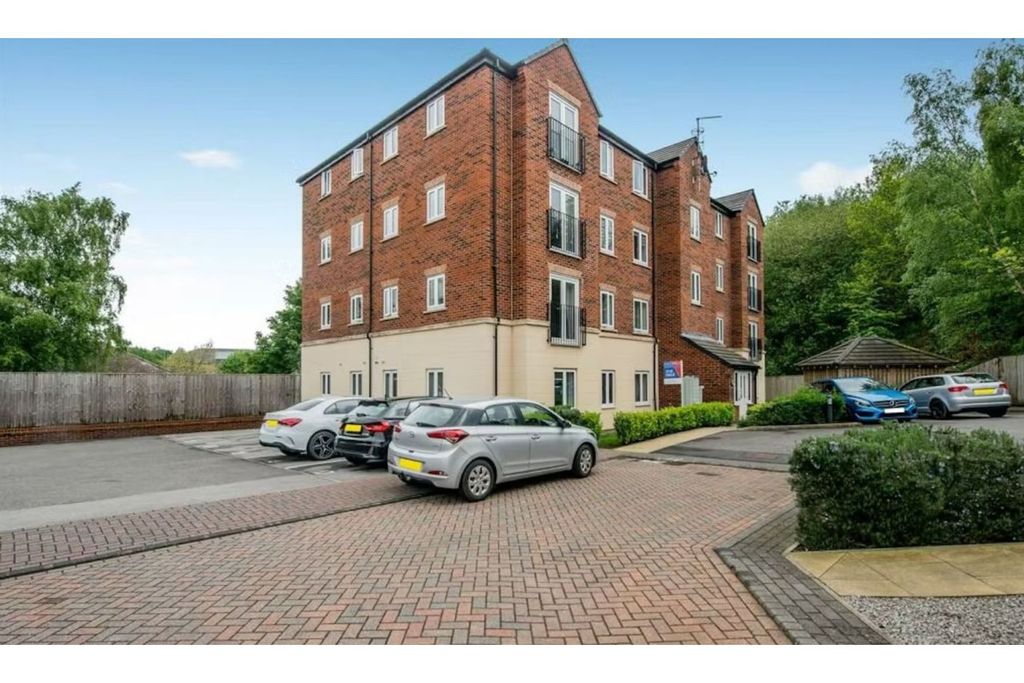 Property photo 1 of 11