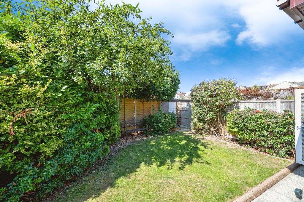 Property photo 2 of 14 Photo