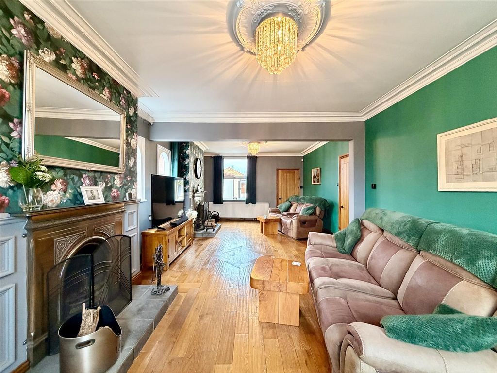 Property photo 3 of 30 3