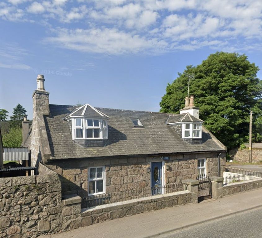 Property photo 1 of 32