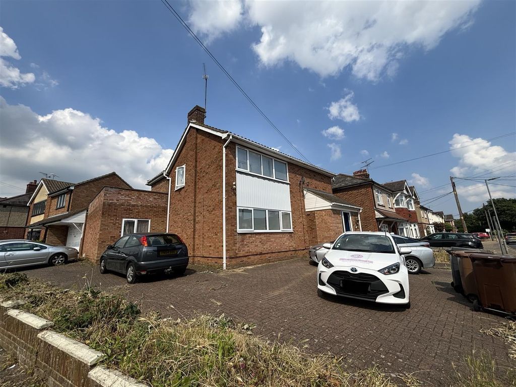 Property photo 1 of 23