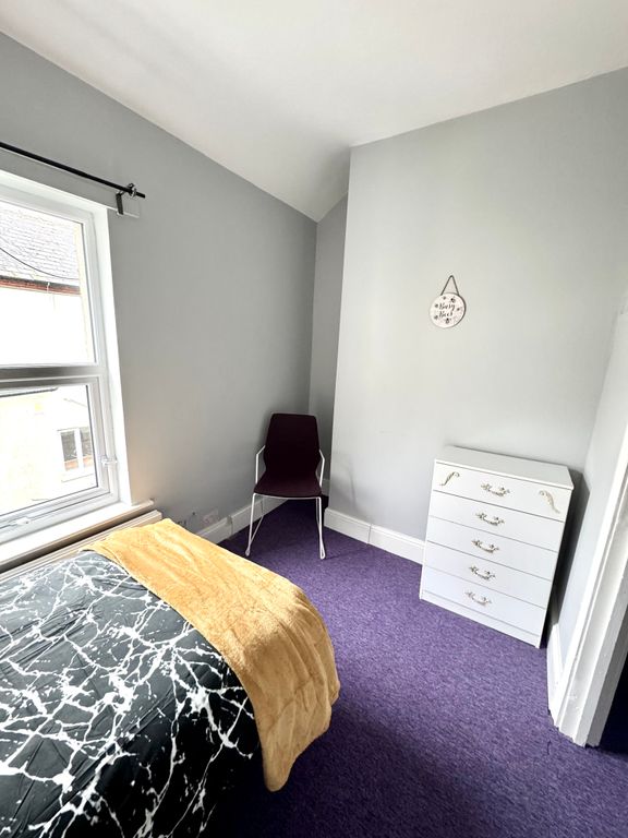 Property photo 1 of 4