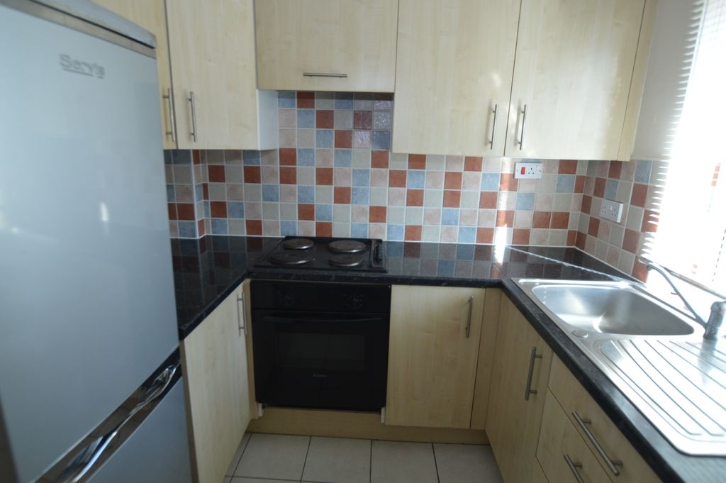 Property photo 2 of 7