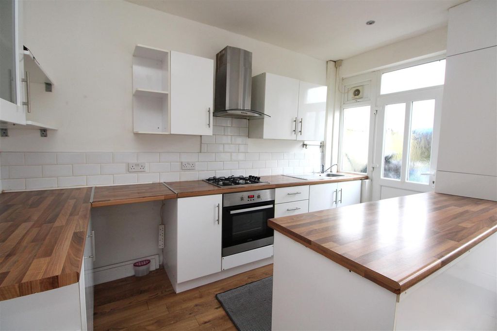 Property photo 3 of 10 Img_5142.Jpg