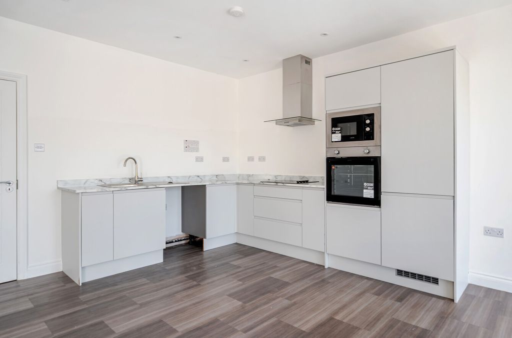 Property photo 1 of 18 26-6A7c7c91273E3-...
