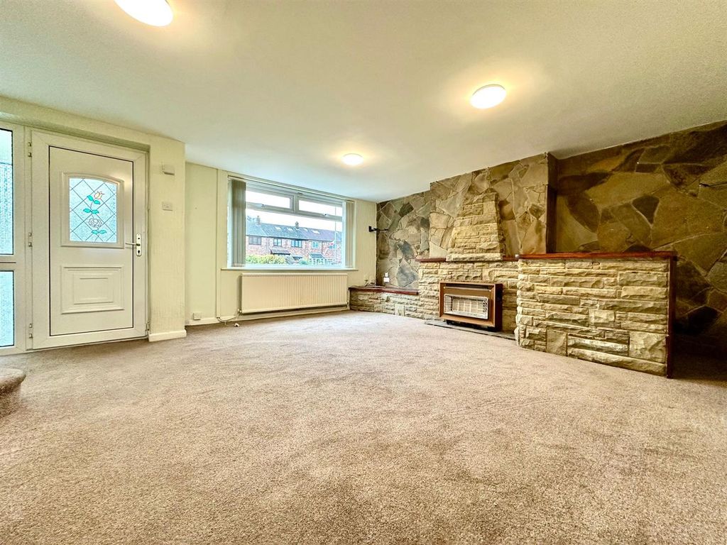 Property photo 3 of 16 6767.Jpeg