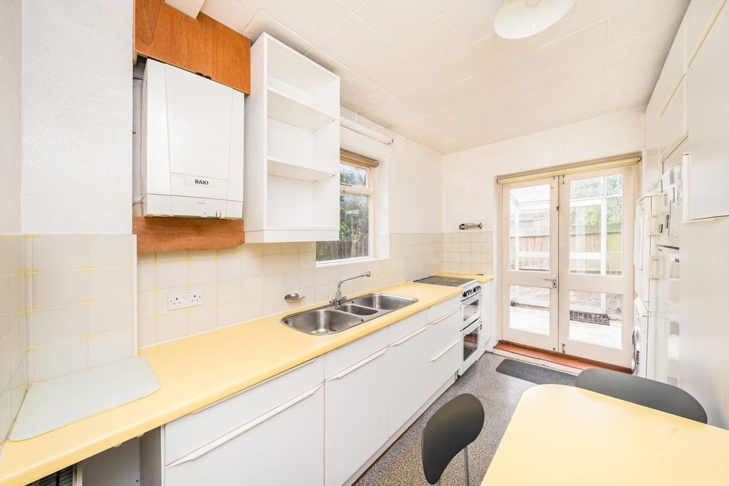 Property photo 3 of 7