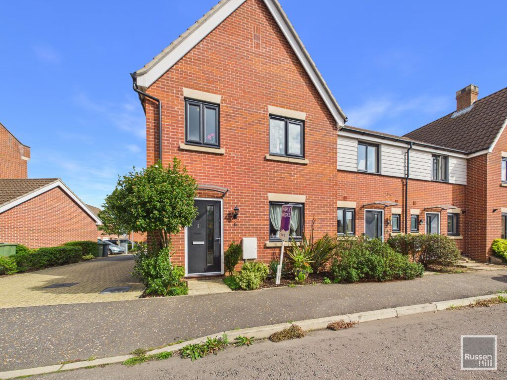Property photo 1 of 11