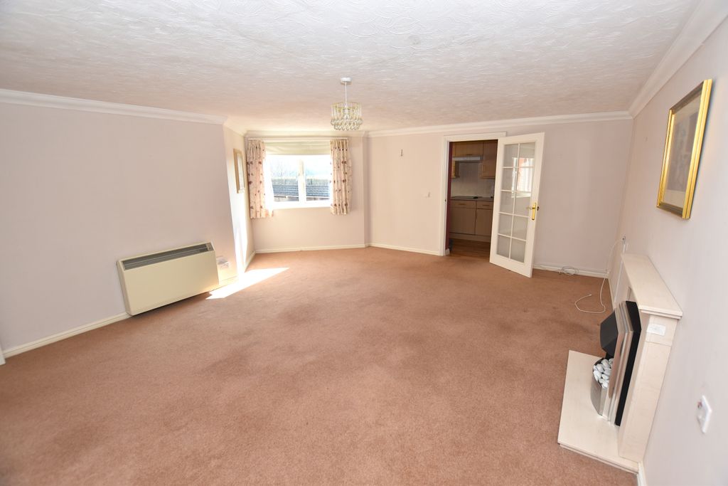 Property photo 2 of 9
