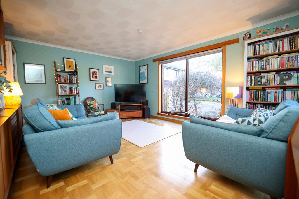 Property photo 2 of 46