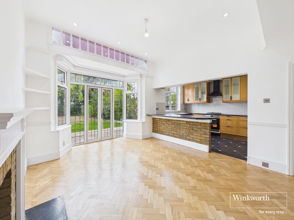 Property photo 2 of 13 Reception/ Kitchen
