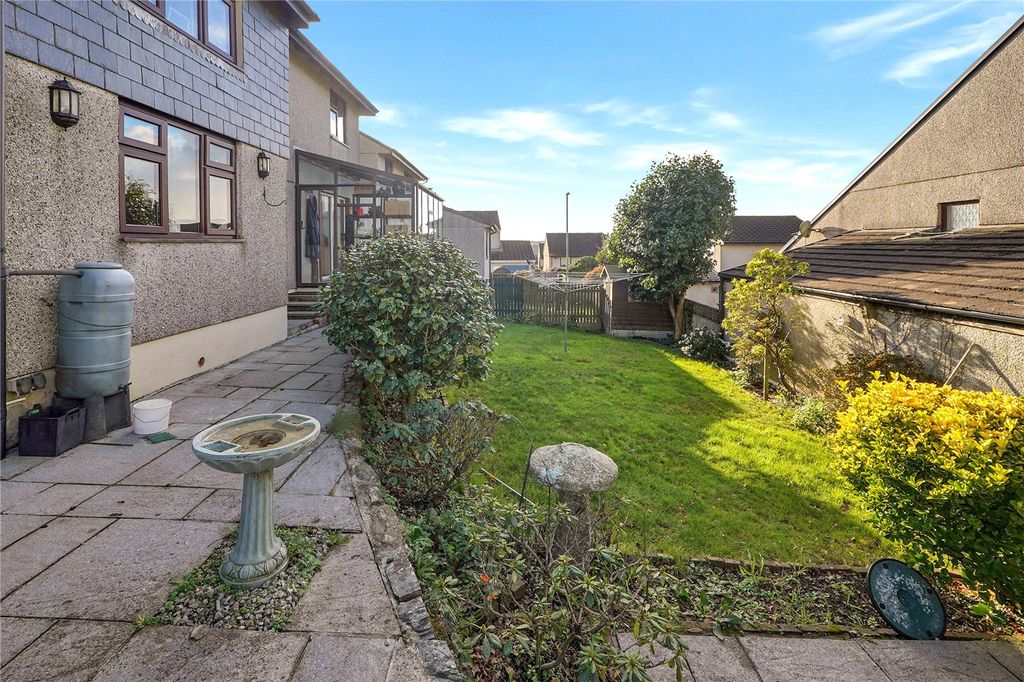 Property photo 2 of 17 Picture No. 03