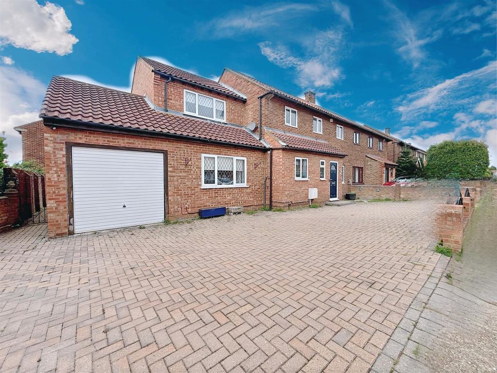 Property photo 1 of 37