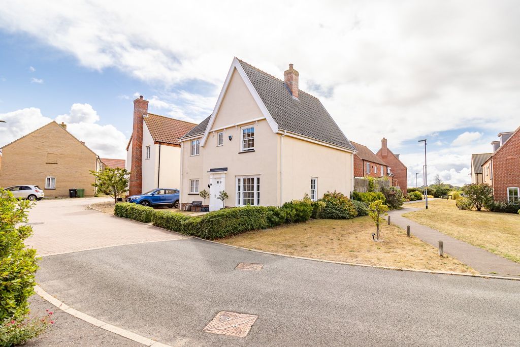 Property photo 2 of 32 5415813