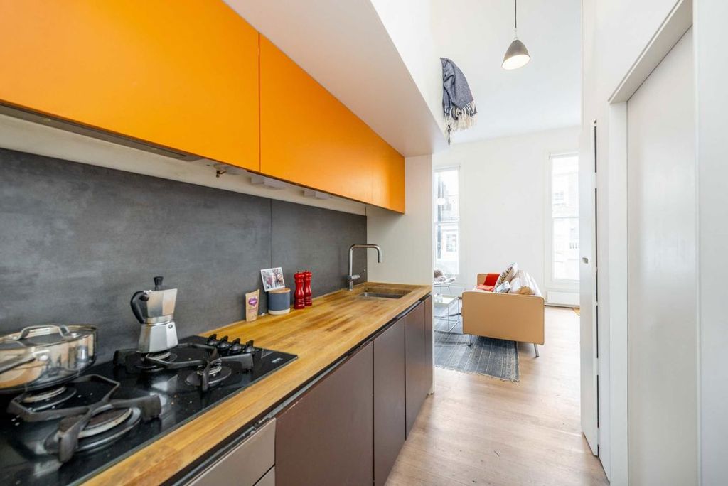 Property photo 3 of 5