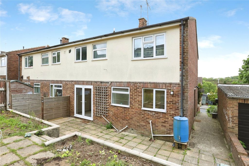 Property photo 1 of 18 Picture No. 06