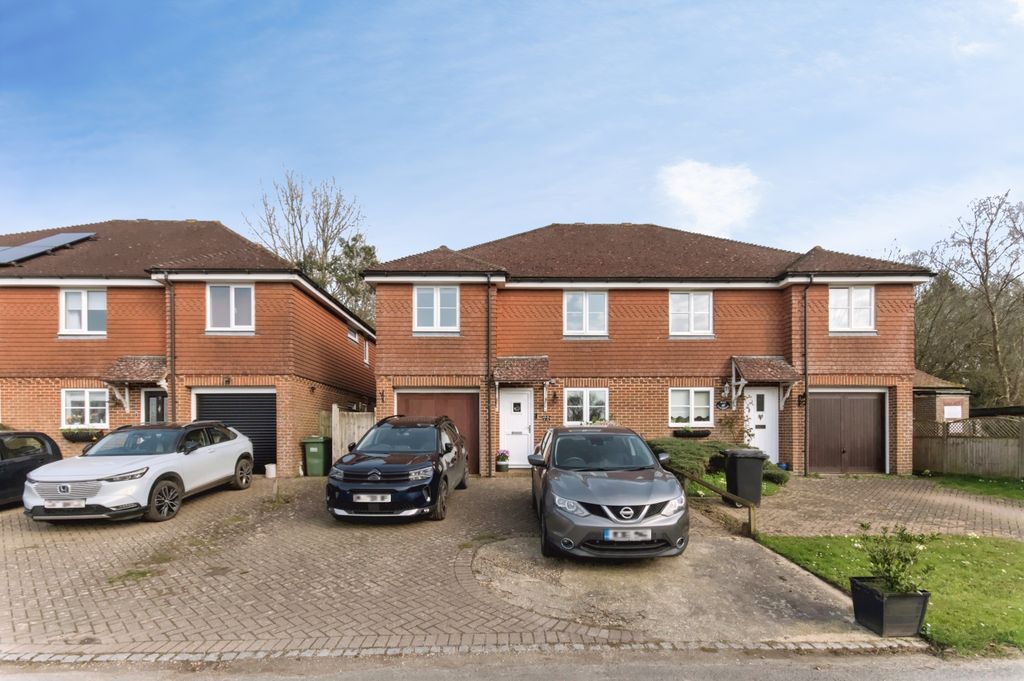 Property photo 1 of 19 109675F5A29Ea648614707Df26F9Ae2Ecf567599