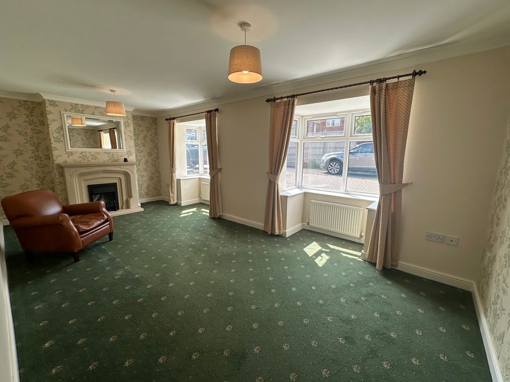 Property photo 2 of 9 Img_8643
