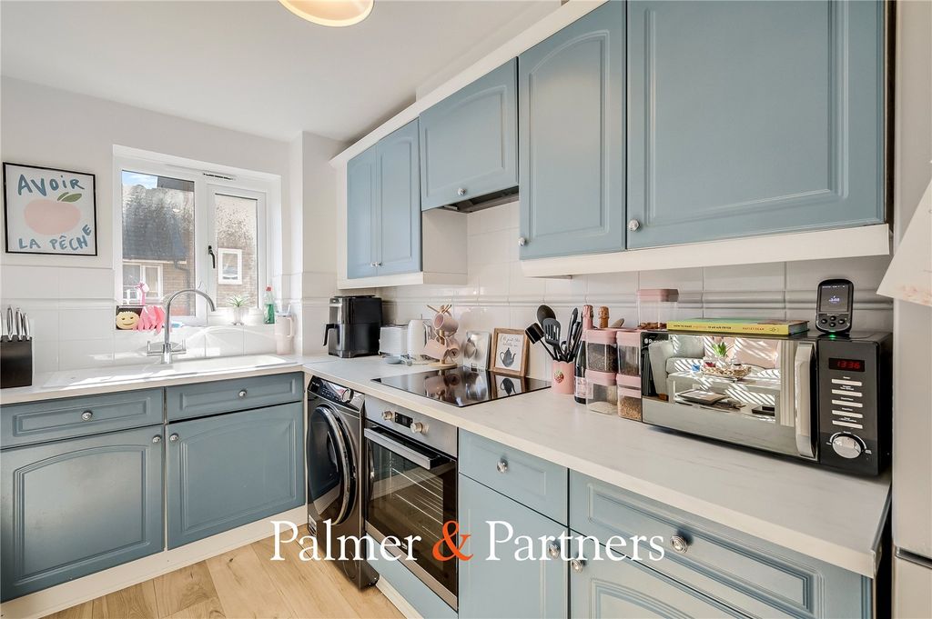 Property photo 3 of 18 Picture No. 04