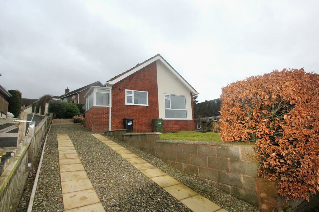 Property photo 1 of 14 Front View