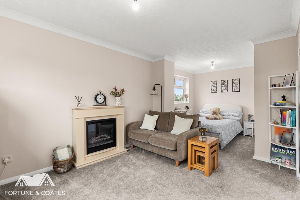Property photo 2 of 14 Althamgrove_3.Jpg