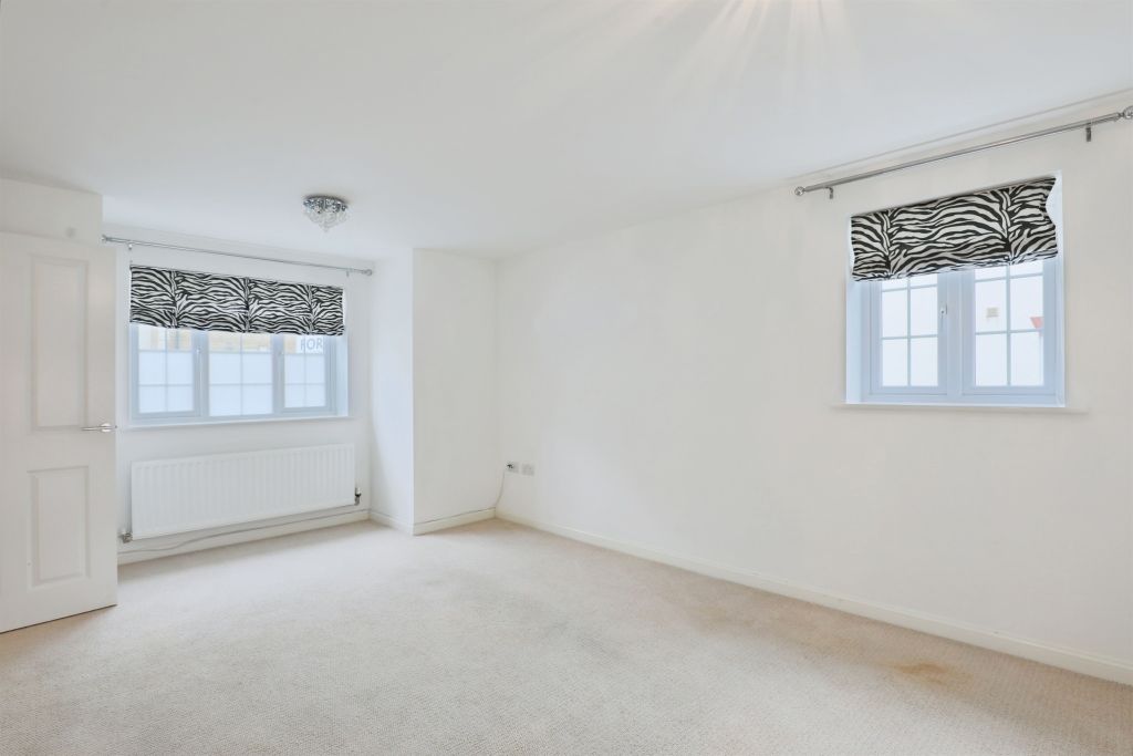 Property photo 3 of 24