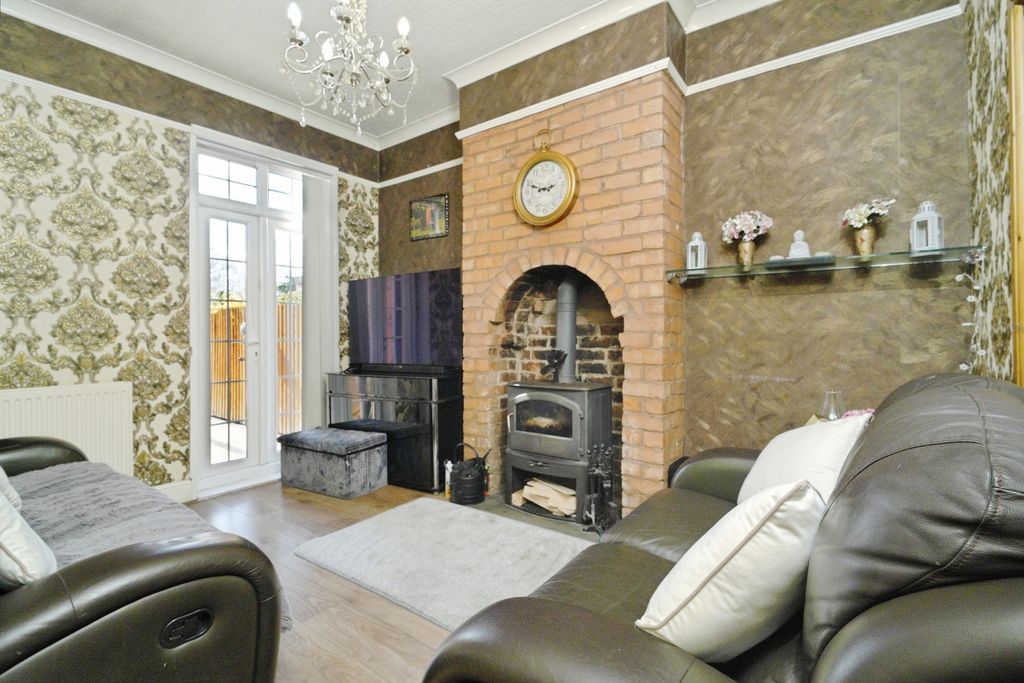 Property photo 2 of 29 Pbox-Img.Jpg