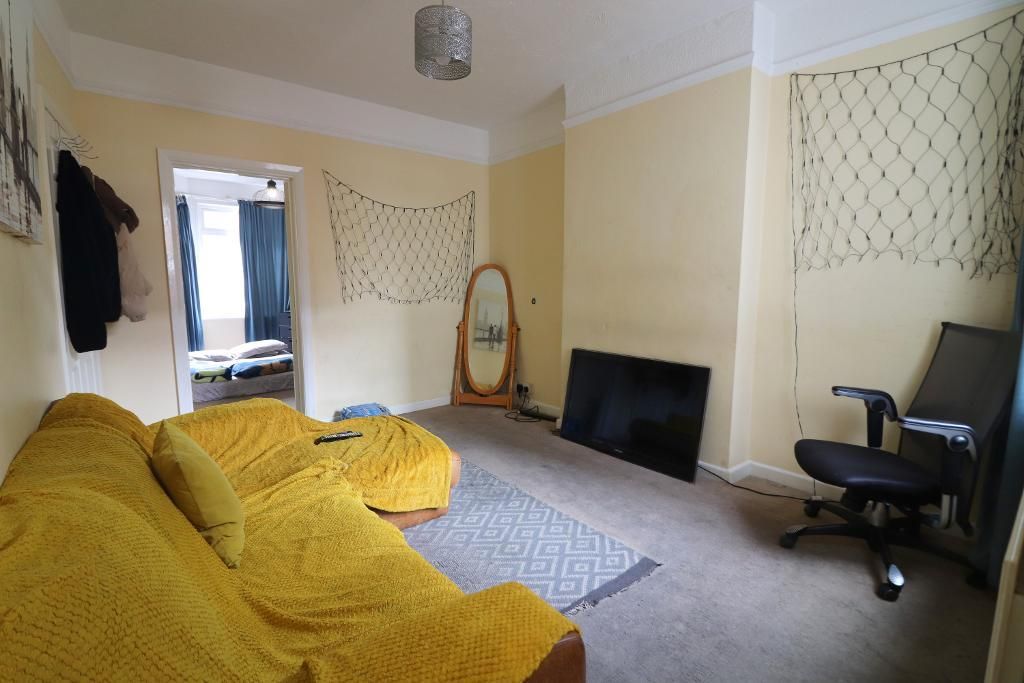 Property photo 2 of 8