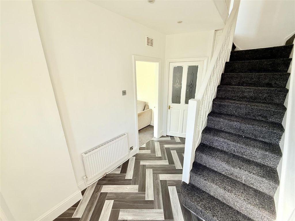 Property photo 2 of 24 Tempimage8Fig1O.Jpg