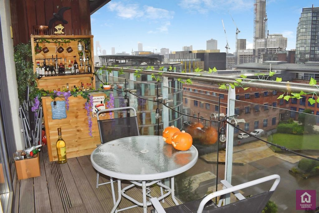 Property photo 3 of 11 Pbox-Img.Jpg