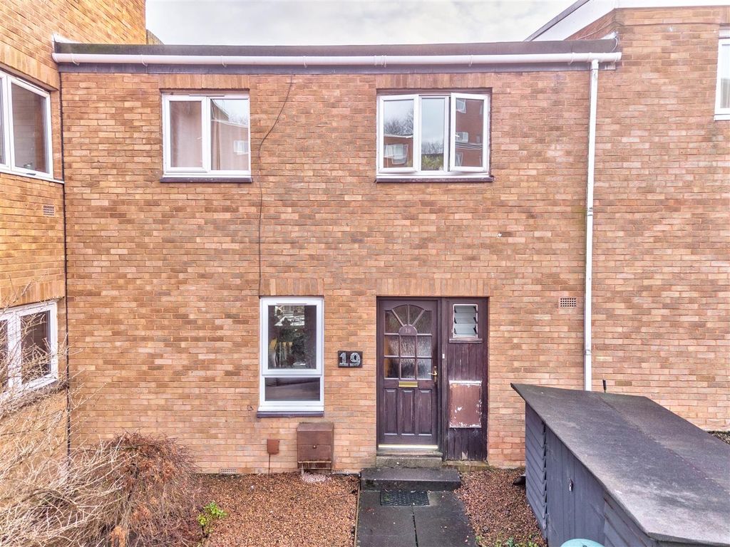 Property photo 2 of 18 19 Kinnaird Street Dundee-18.Jpg