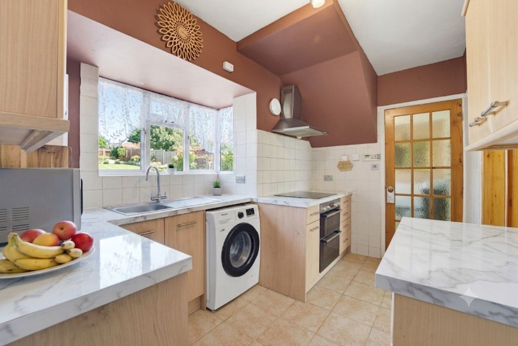 Property photo 3 of 17