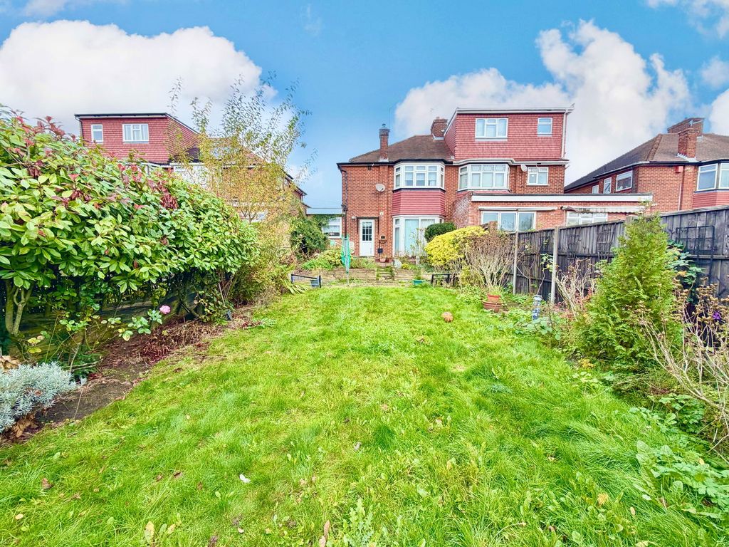 Property photo 2 of 21