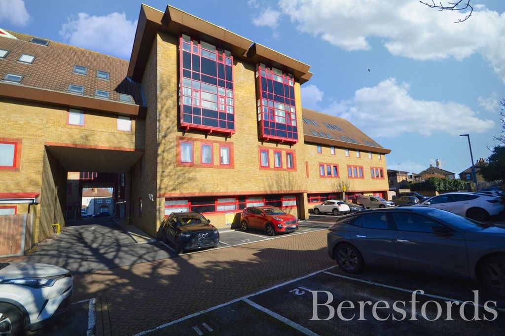 Property photo 2 of 13 Picture No. 23