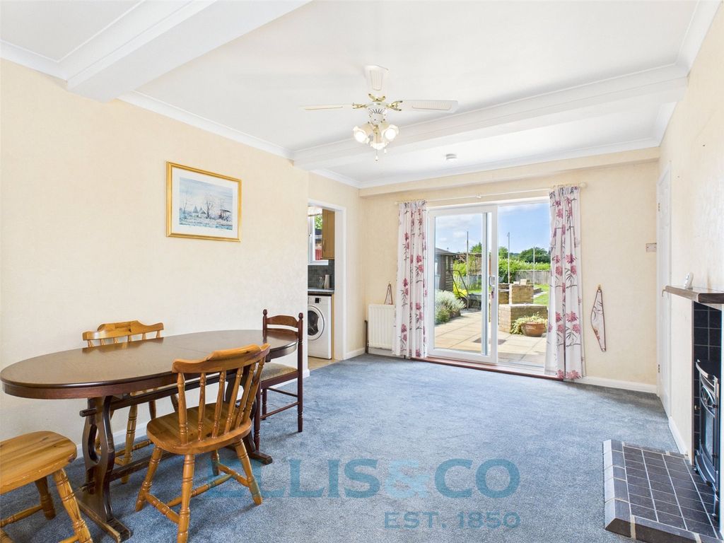 Property photo 3 of 12 Picture No. 06