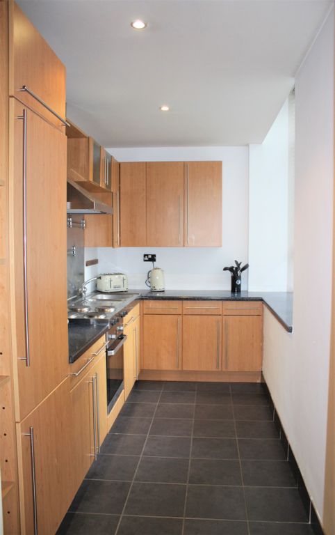 Property photo 3 of 7 2467613