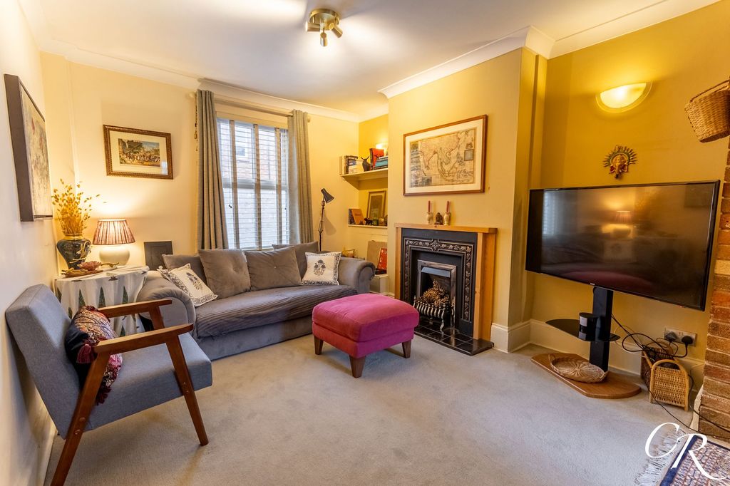 Property photo 3 of 14