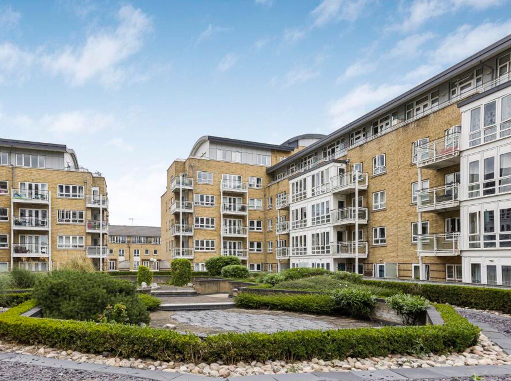 Property photo 1 of 1