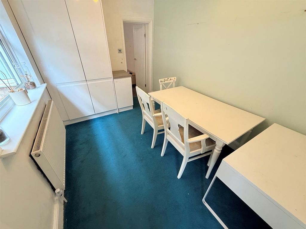 Property photo 3 of 16 Dining/Sitting Room