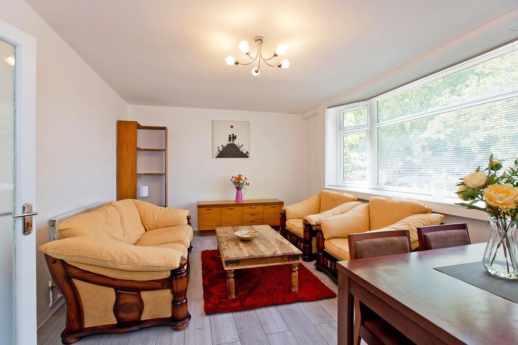 Property photo 1 of 23