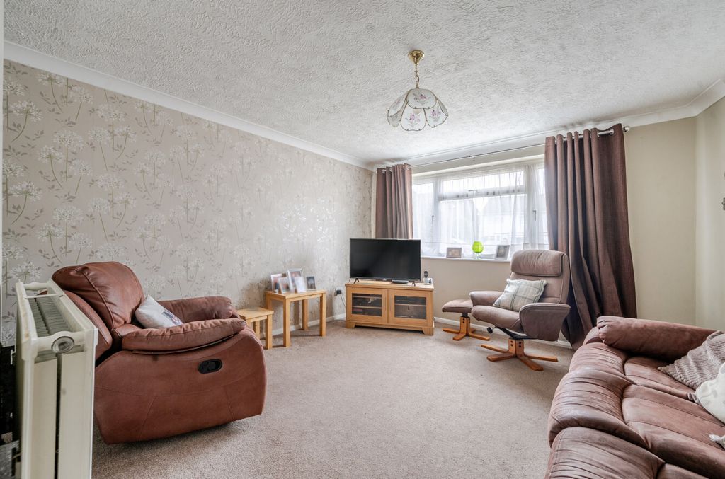 Property photo 3 of 13 1536970-5-1A16914...