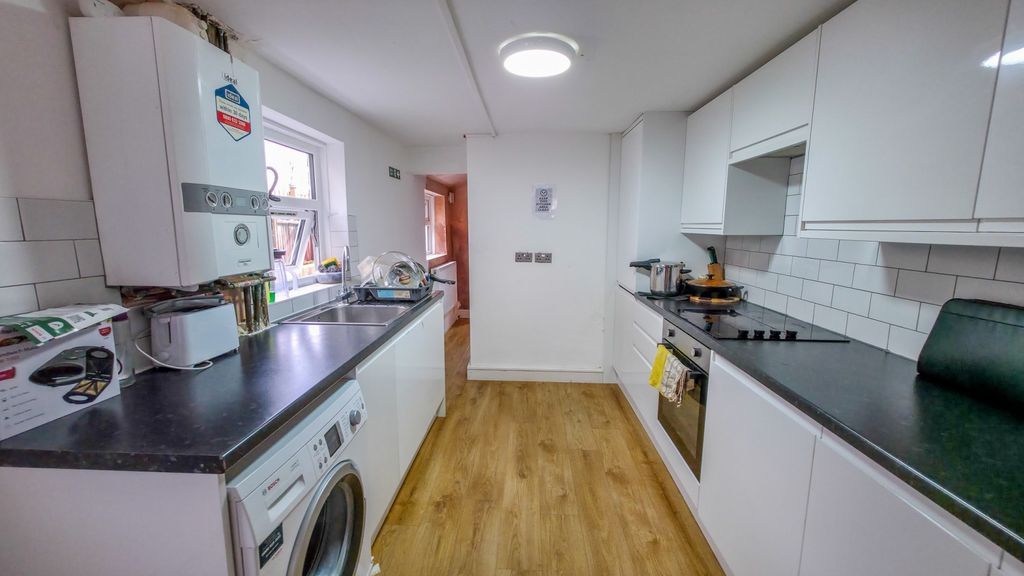 Property photo 2 of 20 20260119_103241