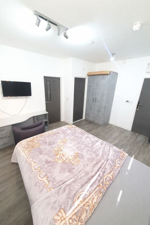 Property photo 2 of 4