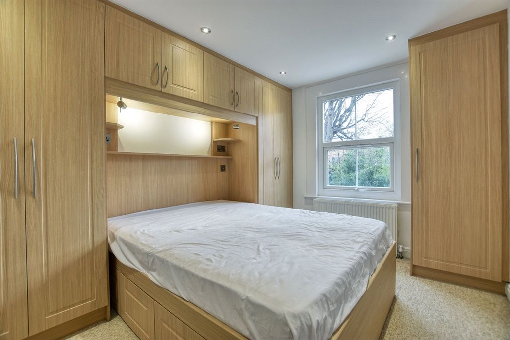 Property photo 3 of 8