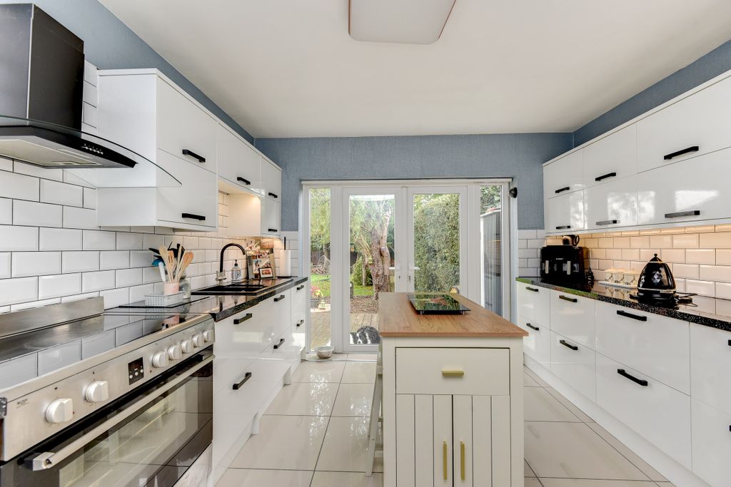 Property photo 3 of 39 Floorplan