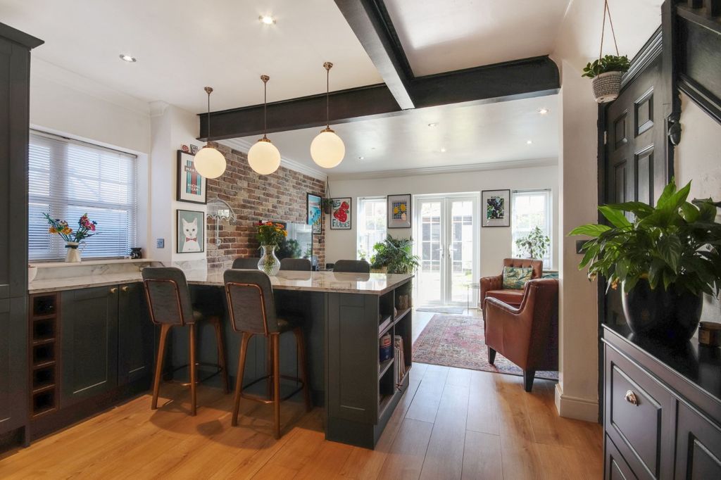 Property photo 1 of 19 Kitchen-Diner